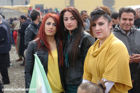 Yüksekova'da Newroz coşkusu 2013 378
