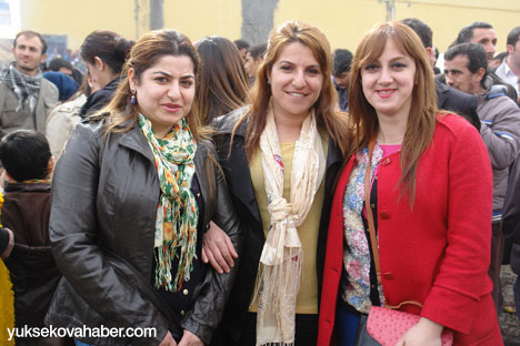 Yüksekova'da Newroz coşkusu 2013 380