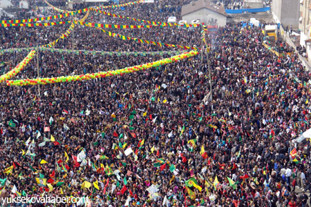 Yüksekova'da Newroz coşkusu 2013 50