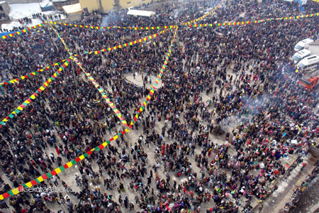 Yüksekova'da Newroz coşkusu 2013 54
