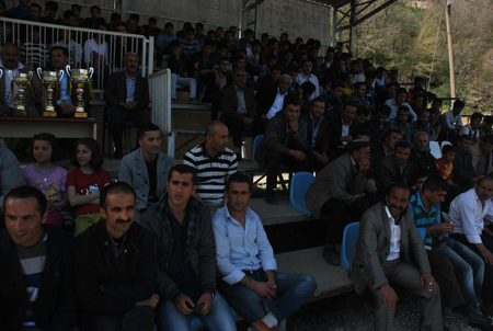 Guldexvîn Kültür Merkezi Newroz futbol turnuvası sona erdi 1