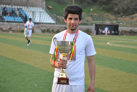 Guldexvîn Kültür Merkezi Newroz futbol turnuvası sona erdi 24