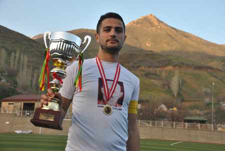 Guldexvîn Kültür Merkezi Newroz futbol turnuvası sona erdi 30