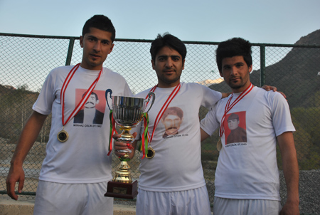 Guldexvîn Kültür Merkezi Newroz futbol turnuvası sona erdi 32