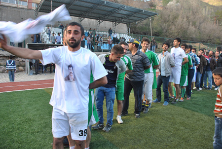 Guldexvîn Kültür Merkezi Newroz futbol turnuvası sona erdi 42