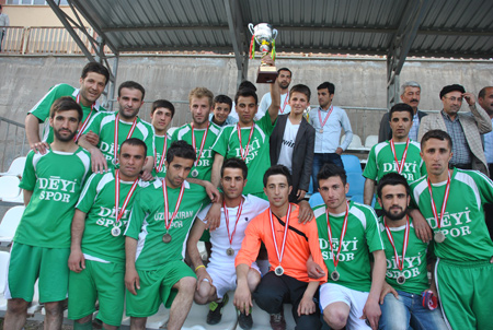 Guldexvîn Kültür Merkezi Newroz futbol turnuvası sona erdi 9