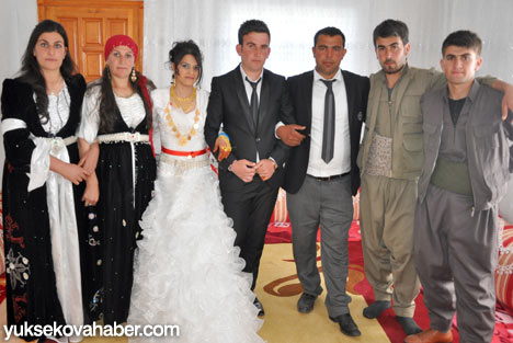 Yüksekova Düğünleri (27-28 Nisan  2013) 42