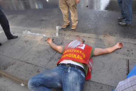 İstanbul'da 1 Mayıs'a müdahale (Foto: DİHA) 33