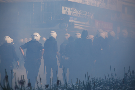 İstanbul'da 1 Mayıs'a müdahale (Foto: DİHA) 4