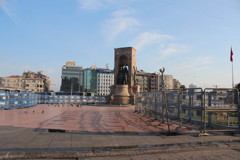 İstanbul'da 1 Mayıs'a müdahale (Foto: DİHA) 9