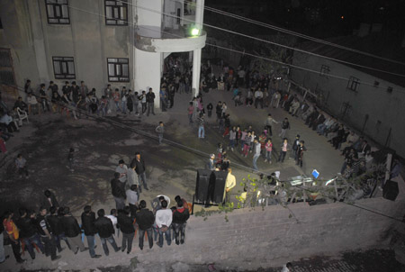 BDP'den Şemdinli’de 'Çözüm süreci' toplantı ve şöleni 24