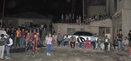 BDP'den Şemdinli’de 'Çözüm süreci' toplantı ve şöleni 25