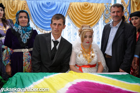 Yüksekova Düğünlerinden fotoğraflar - (11-12 Mayıs  2013) 19
