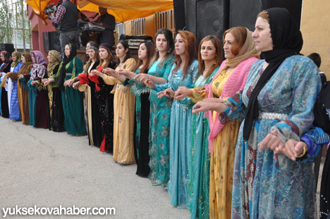 Yüksekova Düğünlerinden fotoğraflar - (11-12 Mayıs  2013) 35