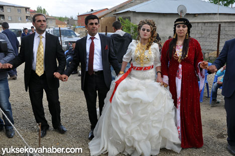 Yüksekova Düğünlerinden fotoğraflar - (11-12 Mayıs  2013) 81