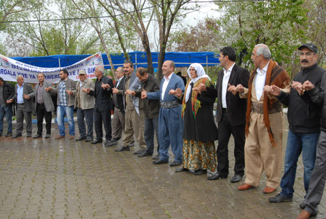 Yüksekova'da anadil bayramı kutlamaları 8