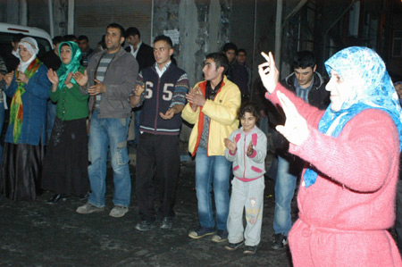 Diyarbakır, İstanbul ve Adana'da Newroz heyecanı 18