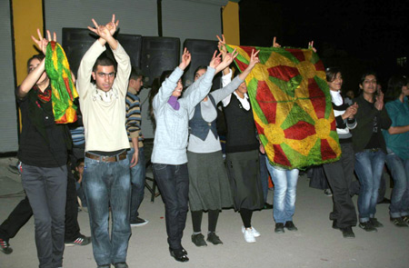 Diyarbakır, İstanbul ve Adana'da Newroz heyecanı 2