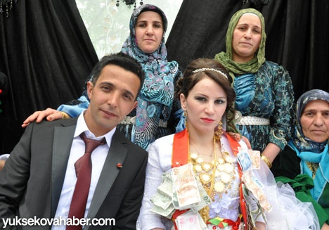 Yüksekova Düğünleri (18-19 Mayıs  2013) 46