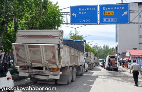 Yüksekova'da yol ve kaldırım çilesi! - video - 24-05-2013 21