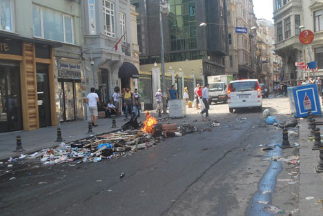 Taksim'de çatışmalar devam ediyor 16