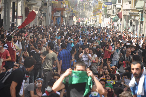 Taksim'de çatışmalar devam ediyor 20