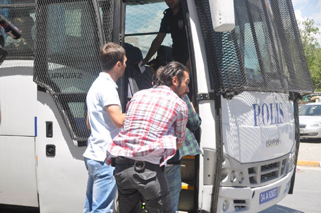 Taksim'de çatışmalar devam ediyor 30