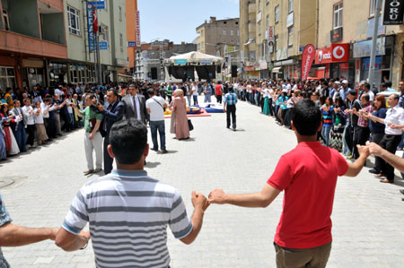 Üniversitenin bahar şenlikleri başladı 15