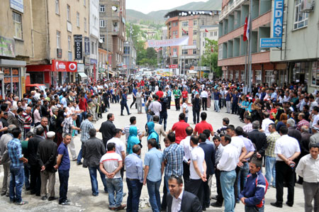 Üniversitenin bahar şenlikleri başladı 17