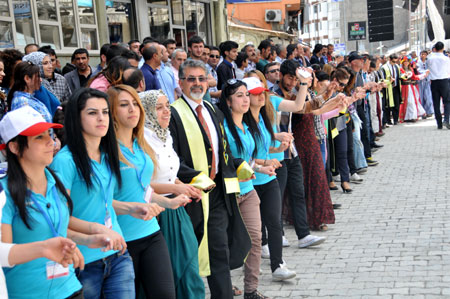 Üniversitenin bahar şenlikleri başladı 5