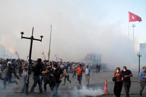 Taksim'de dün gece yaşananlar 16