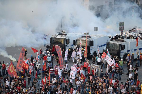 Taksim'de dün gece yaşananlar 37