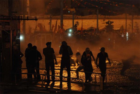Taksim'de dün gece yaşananlar 44