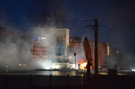 Taksim'de dün gece yaşananlar 53