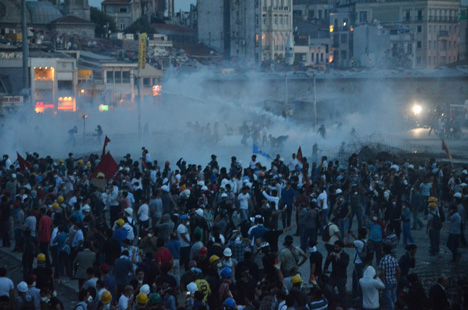 Taksim'de dün gece yaşananlar 56