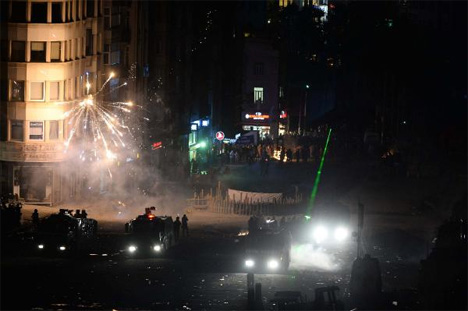 Taksim'de dün gece yaşananlar 65
