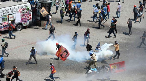 Fotoğraflarla Taksim direnişi 29