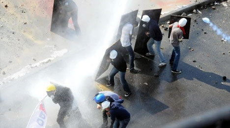 Fotoğraflarla Taksim direnişi 44
