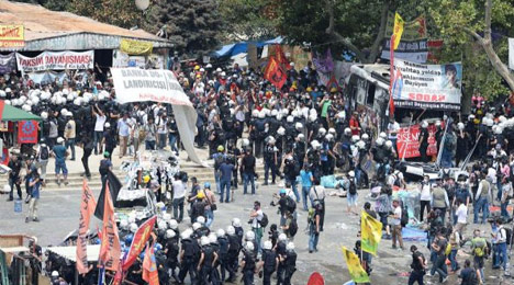 Fotoğraflarla Taksim direnişi 9