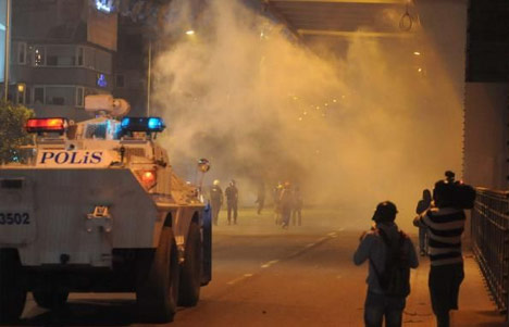 İstanbul'da olaylı geceden kareler 36