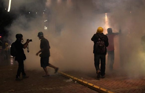 İstanbul'da olaylı geceden kareler 43