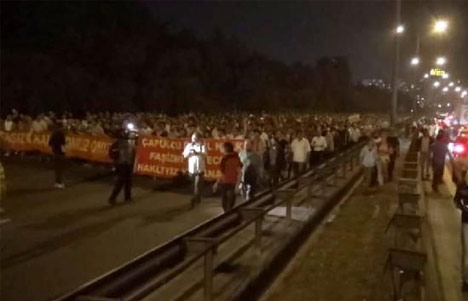 İstanbul'da olaylı geceden kareler 45