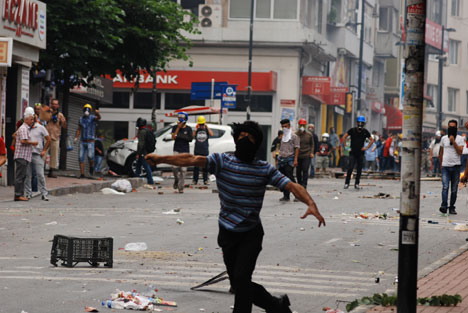 İstanbul'da çatışmalar devam ediyor 10