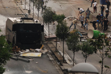İstanbul'da çatışmalar devam ediyor 27