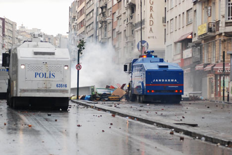 İstanbul'da çatışmalar devam ediyor 30