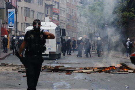 İstanbul'da çatışmalar devam ediyor 9