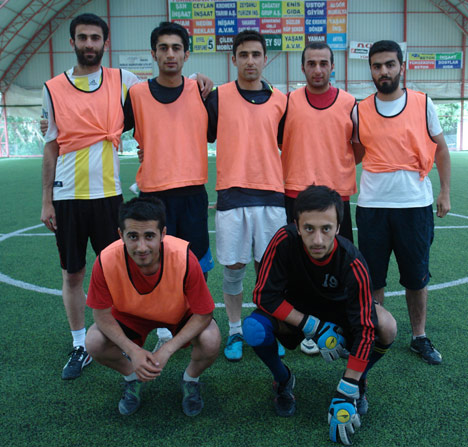 Halk turnuvası maçları sürüyor 44