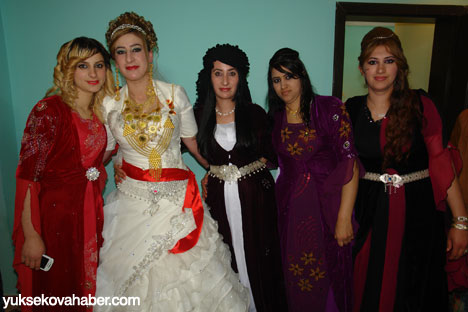 Yüksekova Düğünleri (22-23 Haziran  2013) 56
