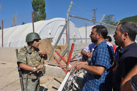 Lice'de asker halka ateş açtı: 1 ölü 4