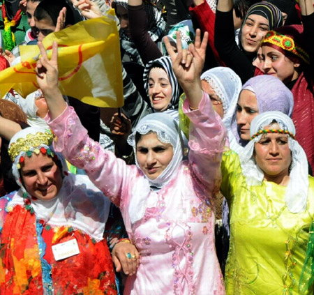 15 merkezde Newroz coşkusu 20